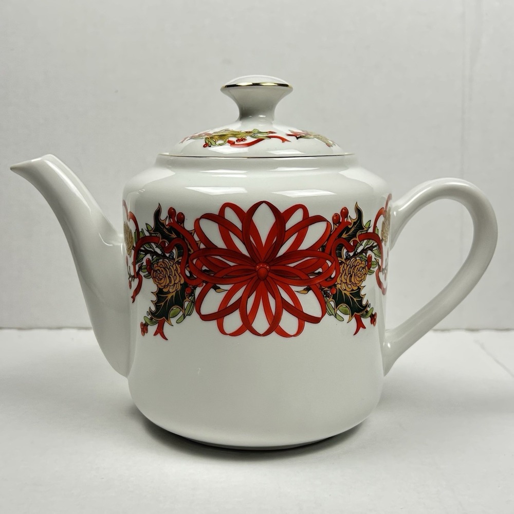 Andrea by Sadek Christmas Garland Teapot White Red Green Gold Holiday 1994